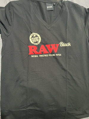 Raw t shirt large like new, black
