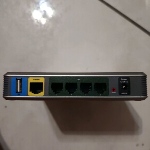 Linksys SPA400 4 FXO ports like new