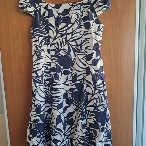 Raxevsky linen dress L used, white and blue pattern