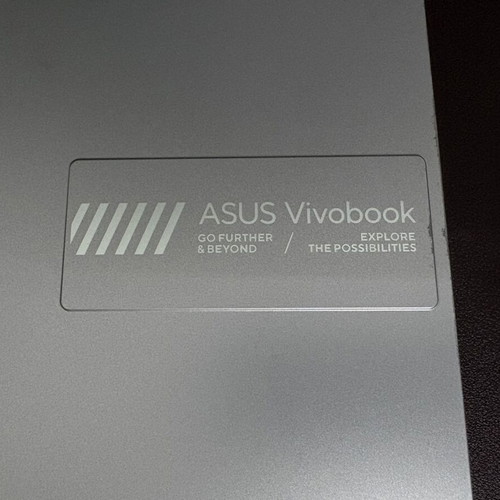 Asus Vivobook Go 15 E1504F laptop used, Ryzen 5 7520U, 16GB RAM, 512GB SSD