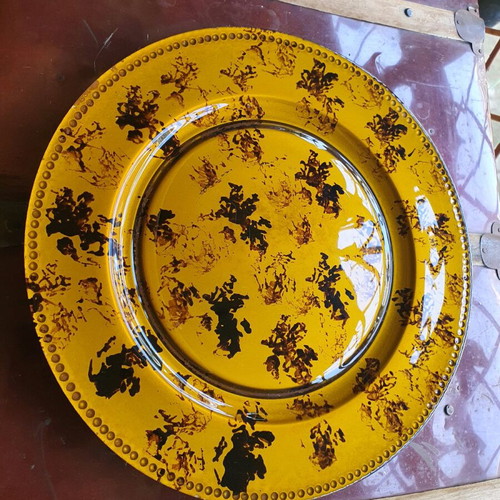 Glass serving platter like new, beautiful