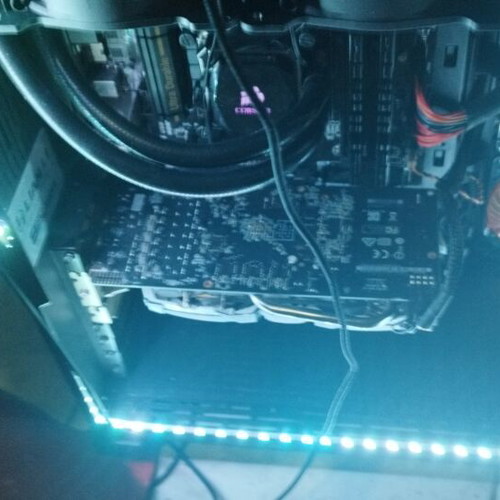 Gaming PC i7 with Lian Li case, Corsair AIO, MSI Rx 570 8GB