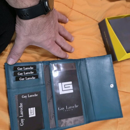 Guy Laroche leather wallet new, petrol color