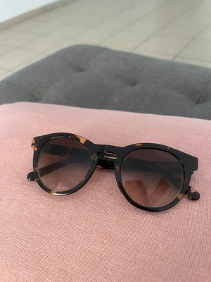 Ace & Tate sunglasses used, brown black tortoise