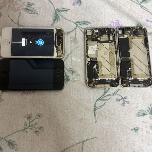 iPhone 4/4s parts used, no batteries included