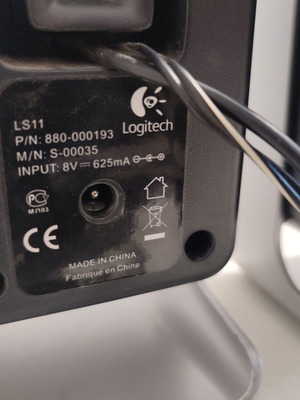 Logitech LS11 speakers used with power supply