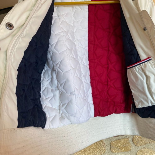 Tommy Hilfiger jacket white beige like new, medium size