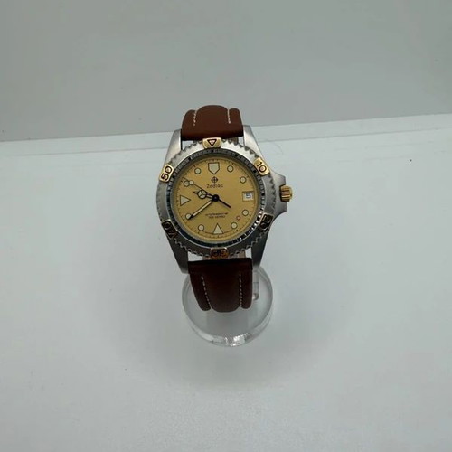 Zodiac Quartz 200m Water Resistant Watch used