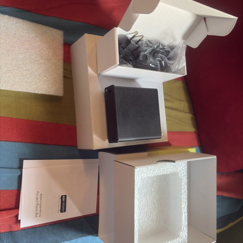 Phono Box pre-amp like new, MM/MC compatible