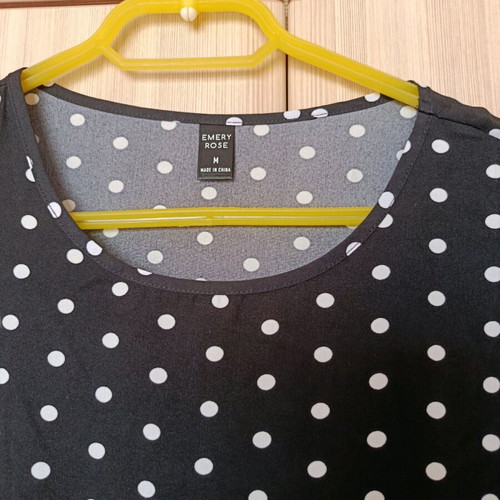 Emery Rose blouse size M like new, black with white dots