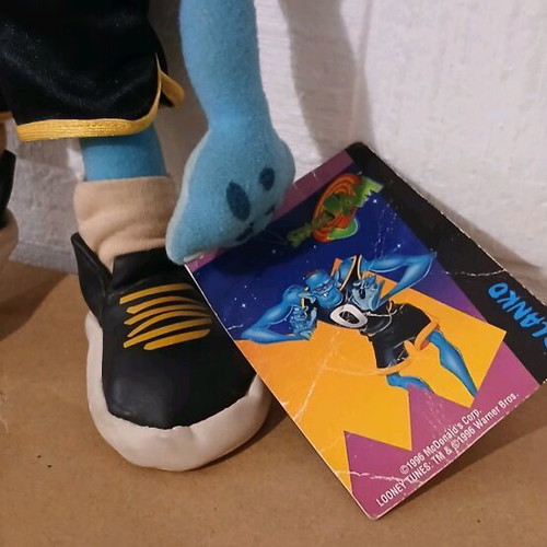 Space Jam Blanko doll like new