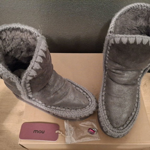 MOU fur boots like new, limited edition, silver, size 37