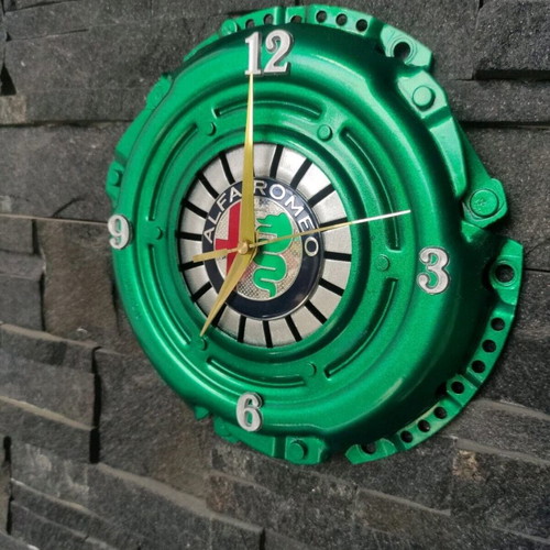 Handmade Alfa Romeo wall clock new, analog