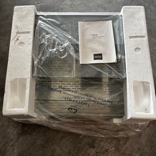 CaterTech CTV 40 tabletop heated display case new