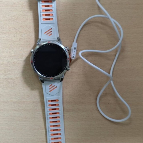 Smartwatch KC93 by Microwear with AMOLED 1.56" Touch Screen like new