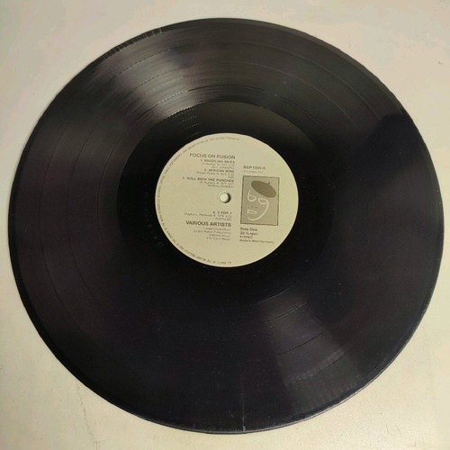 Focus On Fusion LP vinyl like new, jazz fusion 1987