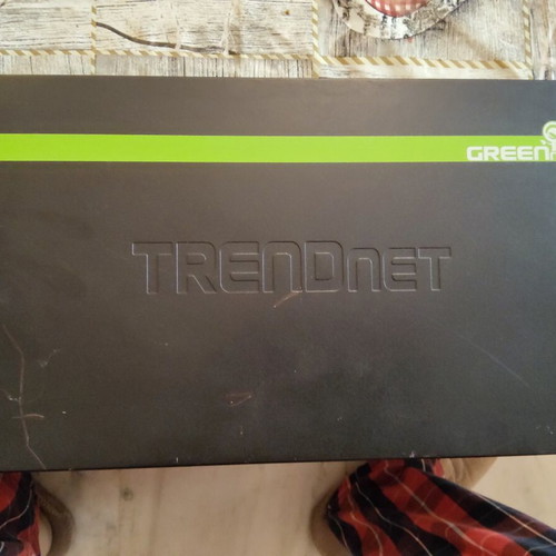 Trendnet 24-port PoE Gigabit Switch used