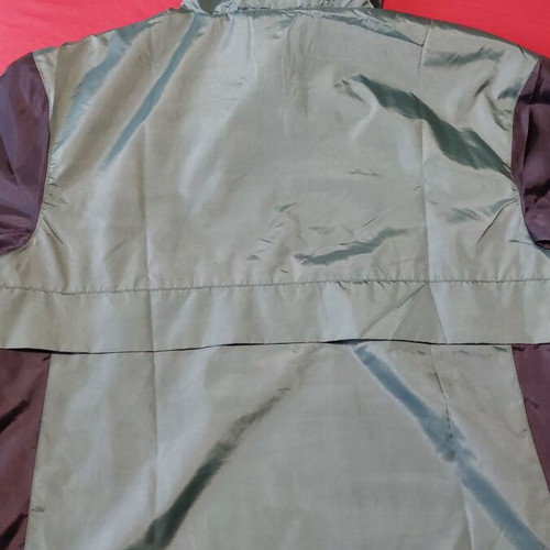 Energy waterproof jacket size Medium like new, black and green