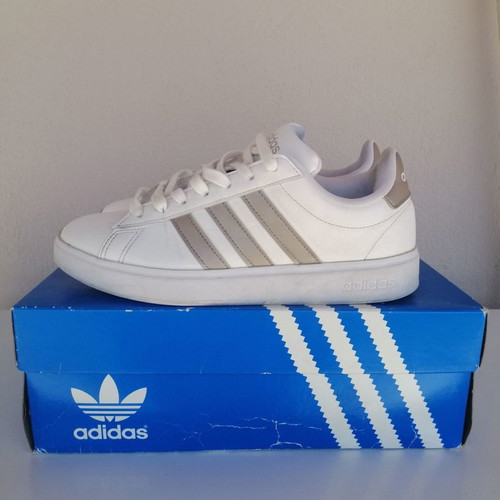Adidas Grand Court Cloudfoam women's sneaker used, white size 40