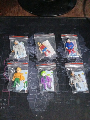 Kinder Eggs Playmobil DC 6 figures like new