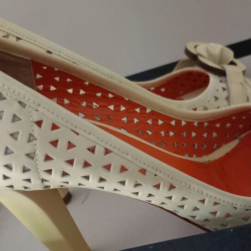 Gianna Meliani Pumps Size 36 Like New, Yellowish Color