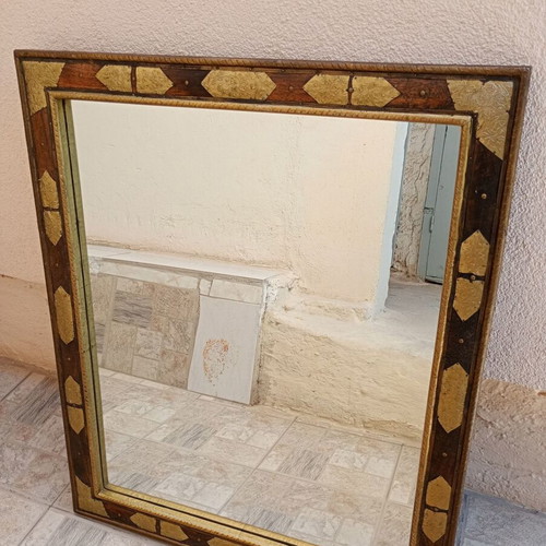 Mirror with brass leaves like new, large wooden frame