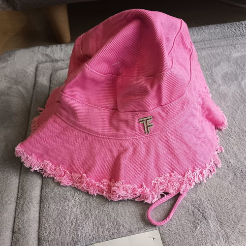 Beach hat new, pink and yellow, one size