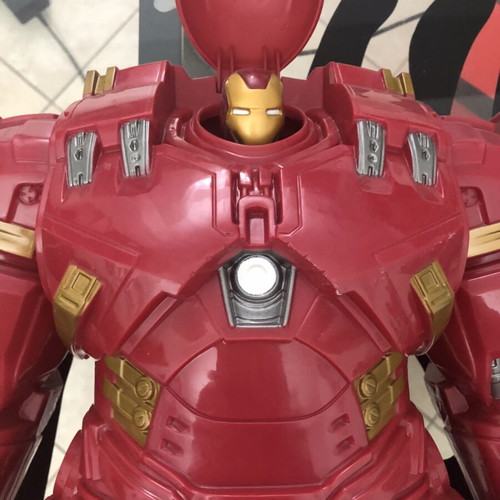 Hulkbuster 18” figure with Iron Man 12” included new