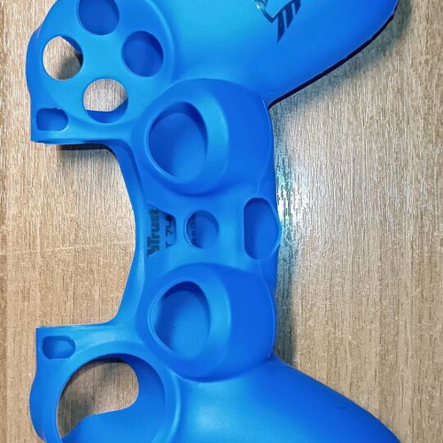 Trust controller case like new