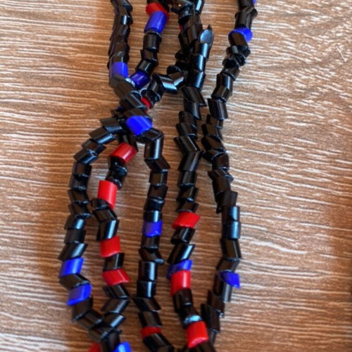 Necklace 5-strand in black, red and blue like new