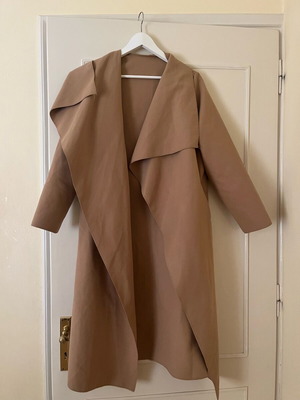 Coat without belt like new, size XL
