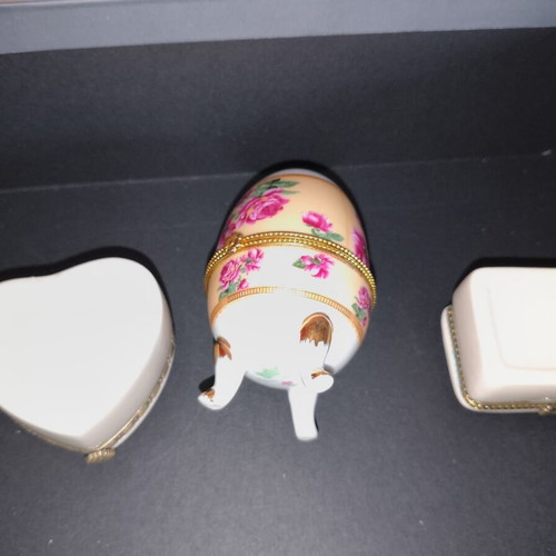 Vintage porcelain trinket boxes set of 3 with authentic Limoges, like new
