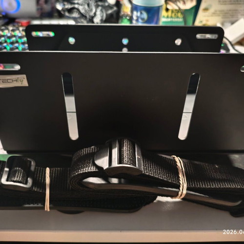 Techly PC Wall Mount computer support bracket like new