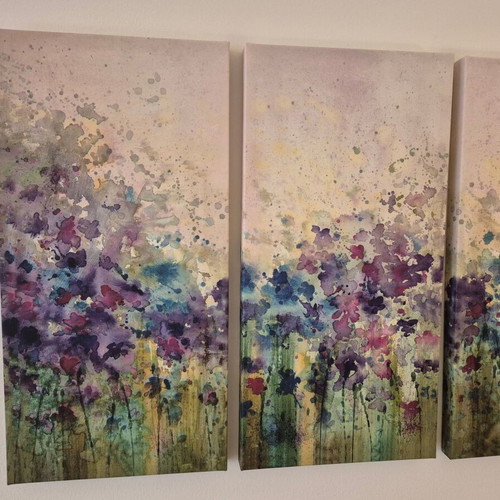 Painting with three pieces like new, vivid colors