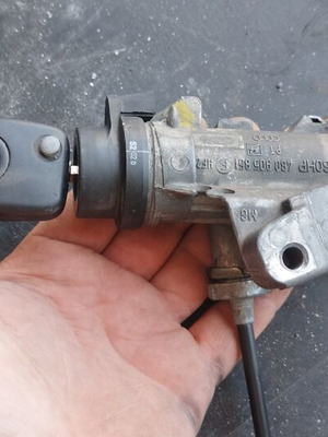 Audi A4/B6 ignition lock cylinder with key