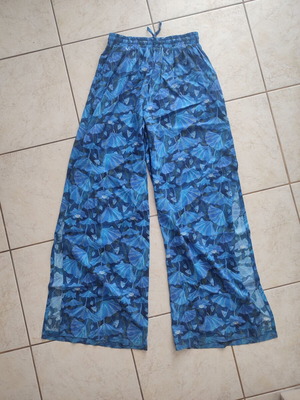 Toi&Moi wide-leg pants, size M, blue and white