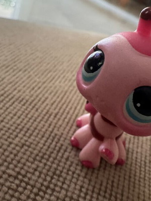 Littlest Pet Shop Ladybug figure like new, Hasbro