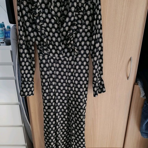 Desiree dress like new, size small, black and beige