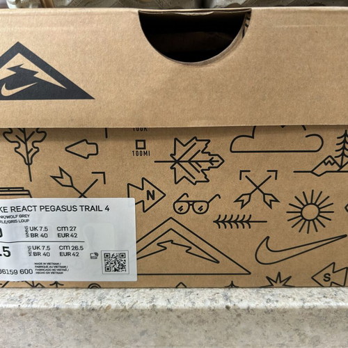Nike React Pegasus Trail 4 sneakers like new, size 42, white and blue