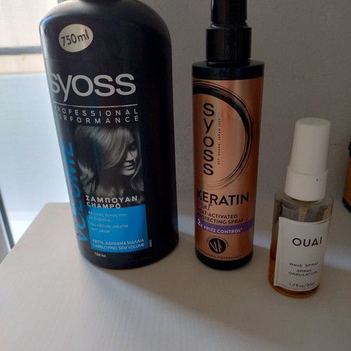 Syoss shampoo, Keratin spray and Ouai wave spray used set