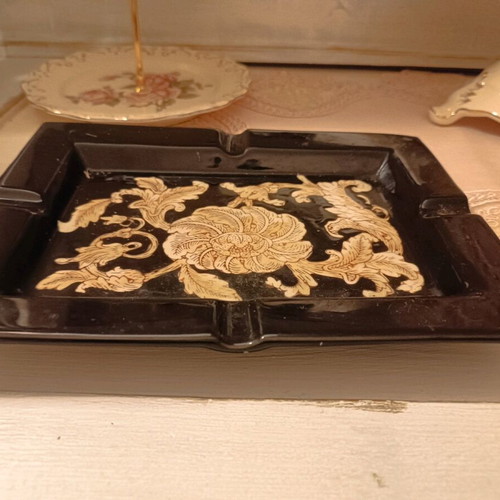 Ceramic ashtray large like new