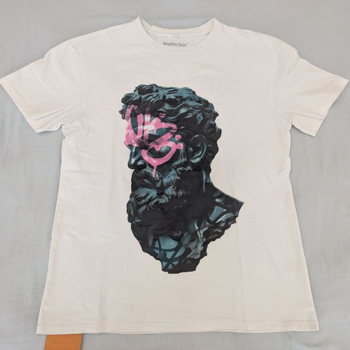Forgotten Faces Heavyweight Graphic T-Shirt size S, cream