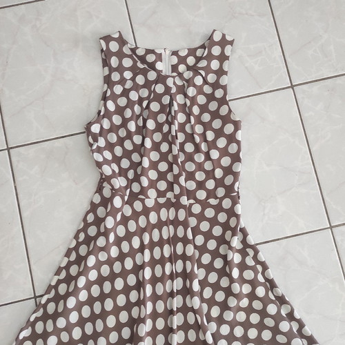 Polka Dotted Dress used, size M