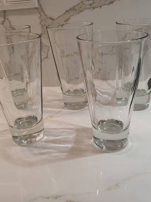 Large glass tumblers set of 5, like new, 450 ml capacity