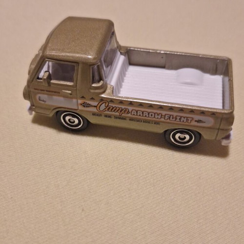 Matchbox 1966 Dodge A100 toy car light olive metallic camp arrow-flint vintage MBX '66 like new