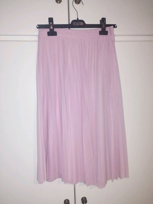 Bershka pink pleated skirt like new, size L