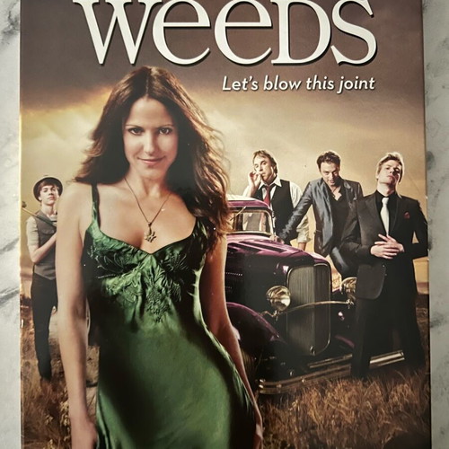 Weeds Season 6 Boxset DVD like new without Greek subtitles