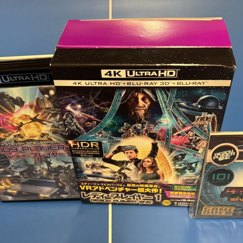 Ready Player One 4K 3D Blu-Ray box set with bonus pinbadge set like new