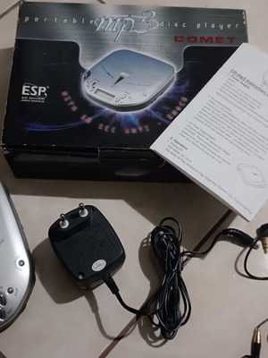 Φορητό CD/MP3 Player Comet καινούργιο με αντάπτορα και ακουστικά