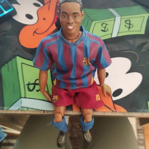 Ronaldinho figure 2005-2006 used
